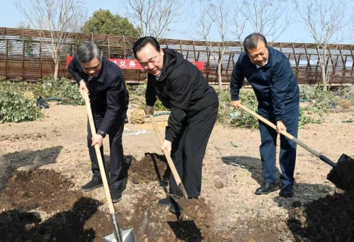 省领导参加义务植树活动　王浩刘捷廉毅敏参加