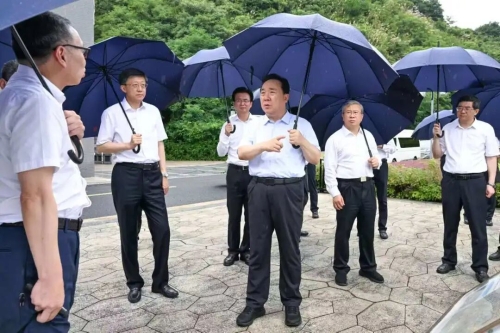 省委书记王浩在杭州检查指导防汛和电力迎峰度夏工作