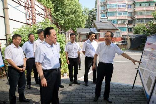 王浩专题调研推动城市高质量发展工作并赴省建设厅调度