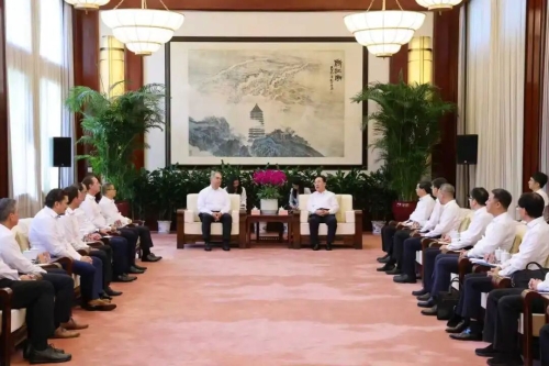 王浩刘捷会见德国默克集团家族董事会主席约翰内斯·拜卢一行
